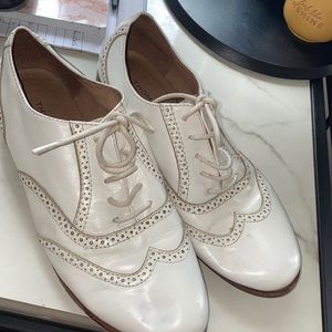 Oxford style shoes